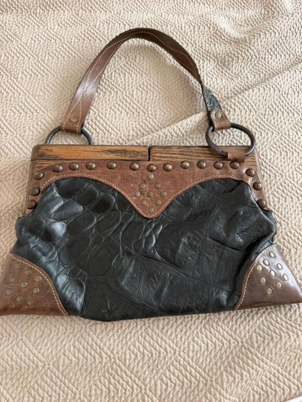 Artisan Made Vintage Womens Leather Wood Frame Studded Hand/Shoulder Bag Boho